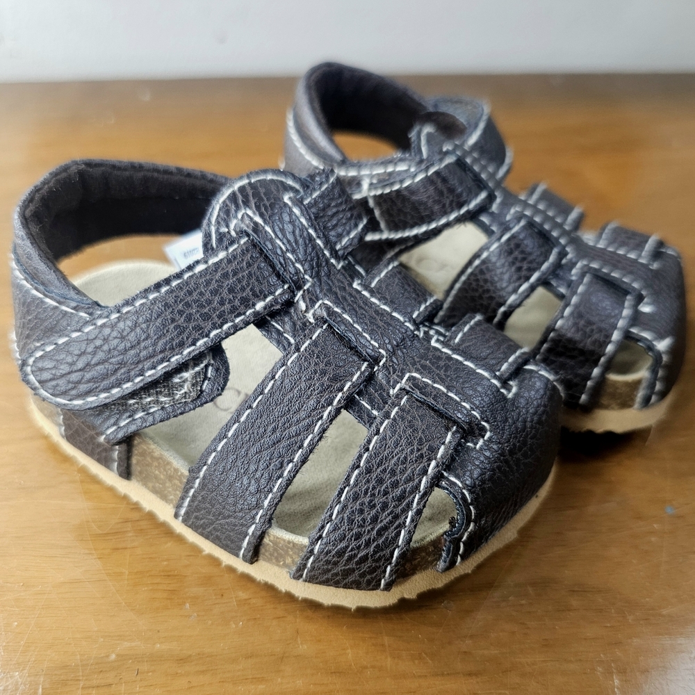 Children's Place Brown Velcro Sandals - 3-6M